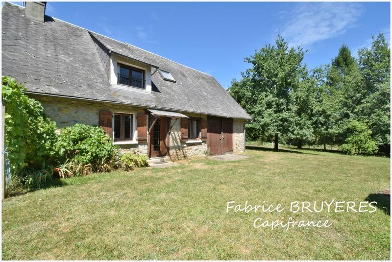 Maison - 247 m² - 8 pièces