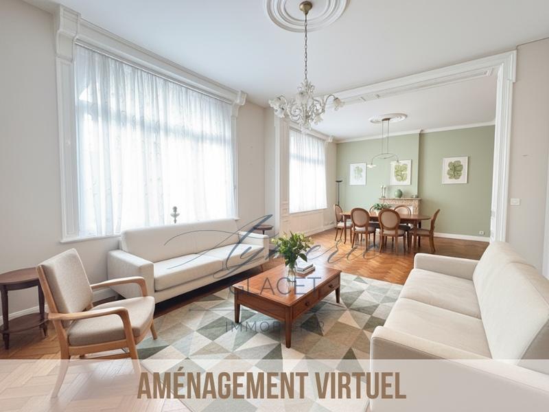 Maison - 234 m² - 7 pièces