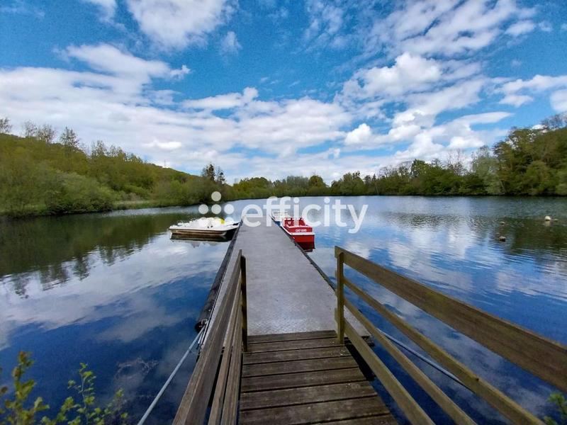 Terrain - 73 790 m²