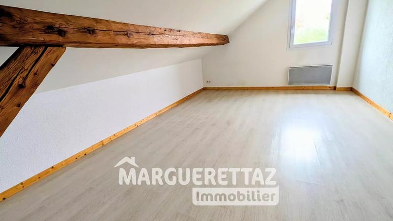 Appartement - 101 m² - 5 pièces
