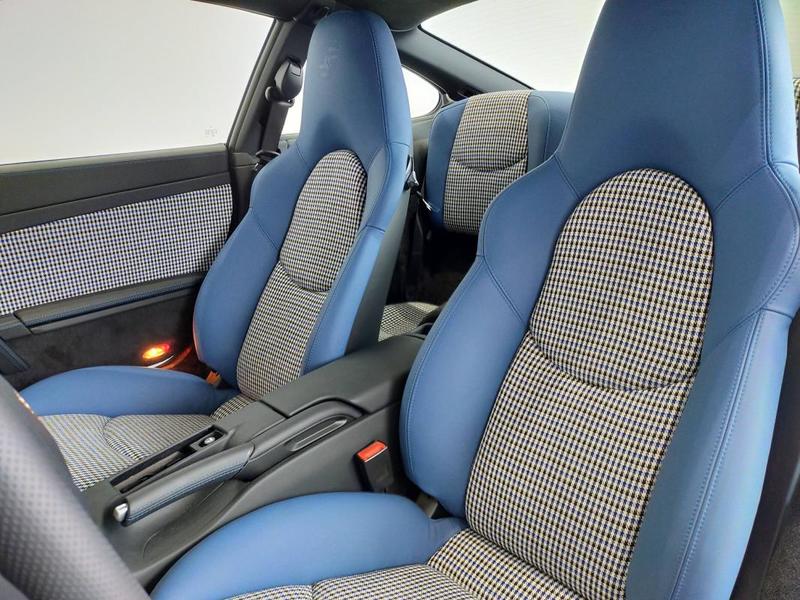 Porsche 911 Carrera Coupe 997 s Coupé 3.8i