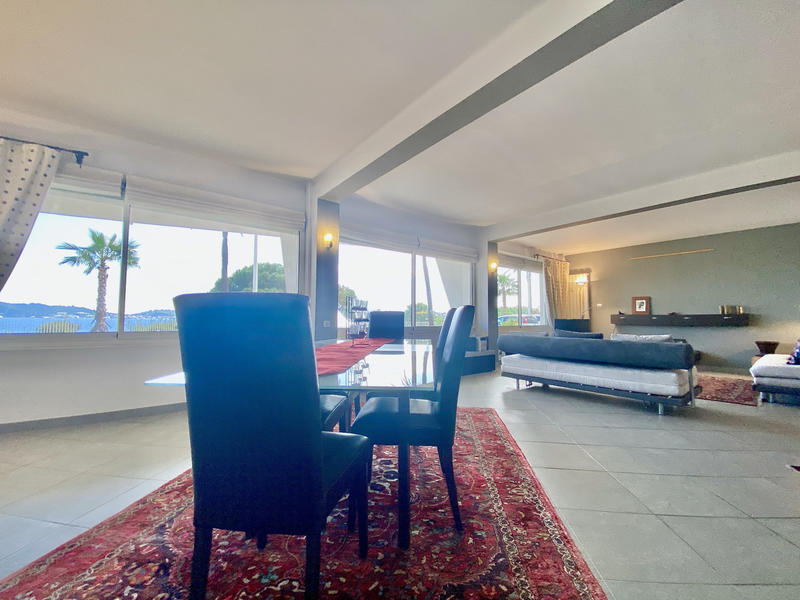 Appartement - 106 m² - 5 pièces