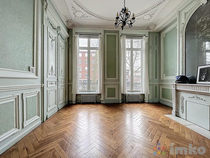 Maison ancienne - 573 m² - 16 pièces