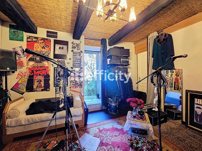 Maison en pierre - 110 m² - 3 pièces