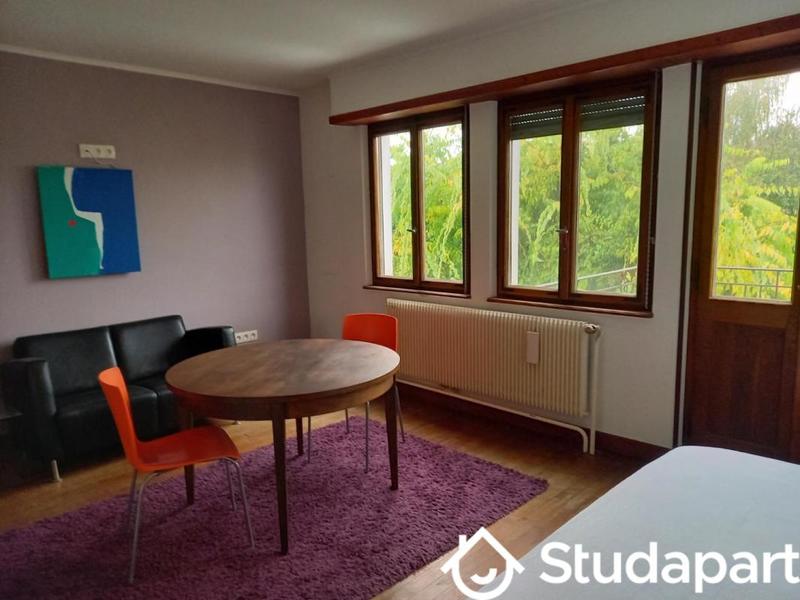 Chambre - 17 m² - 1 pièce