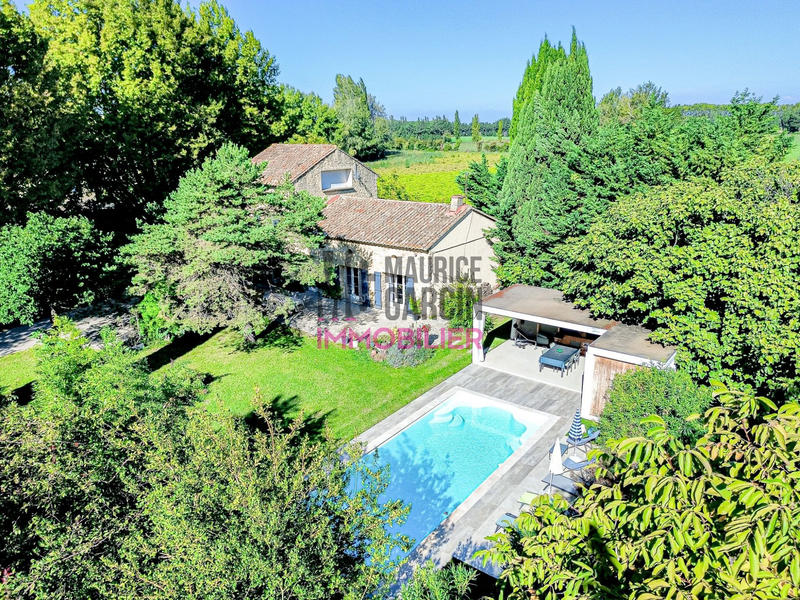 Mas - 271 m² - 6 pièces