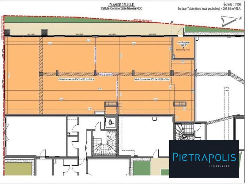 Local commercial - 297 m²
