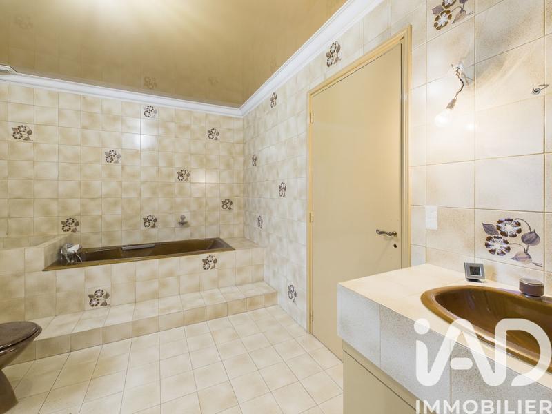 Maison - 167 m² - 6 pièces