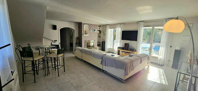 Villa - 188 m² - 6 pièces