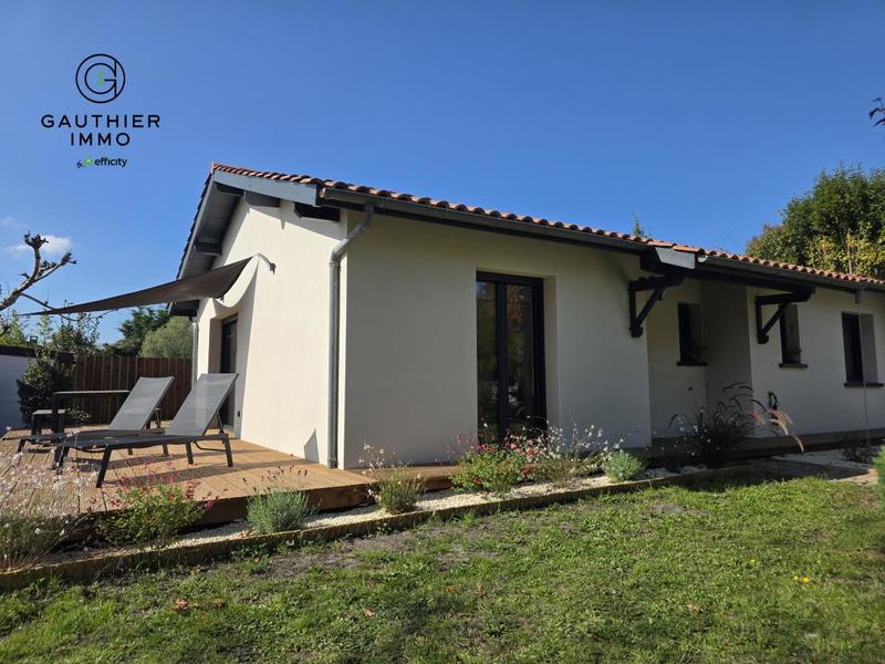 Maison - 105 m² - 4 pièces