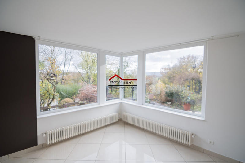 Maison - 200 m² - 10 pièces