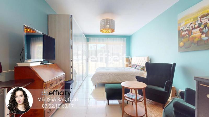 Maison - 167 m² - 6 pièces