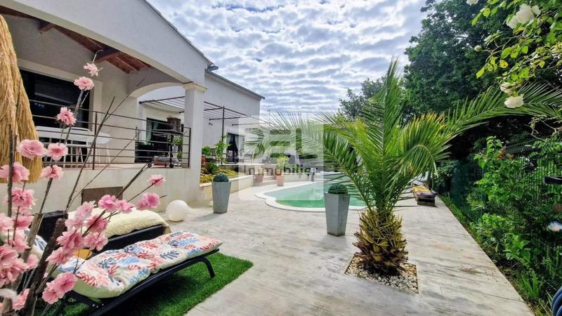 Immeuble - 315 m² - 13 pièces