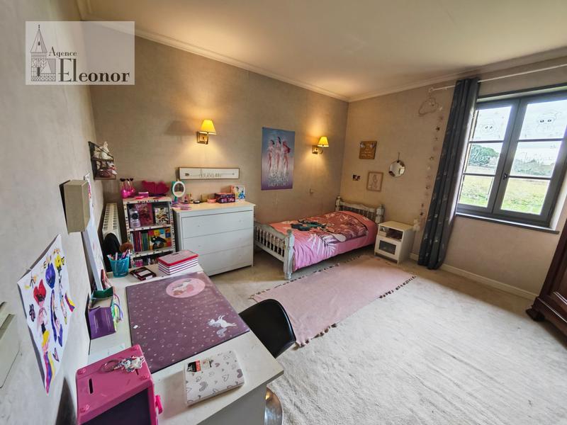 Maison ancienne - 231 m² - 10 pièces