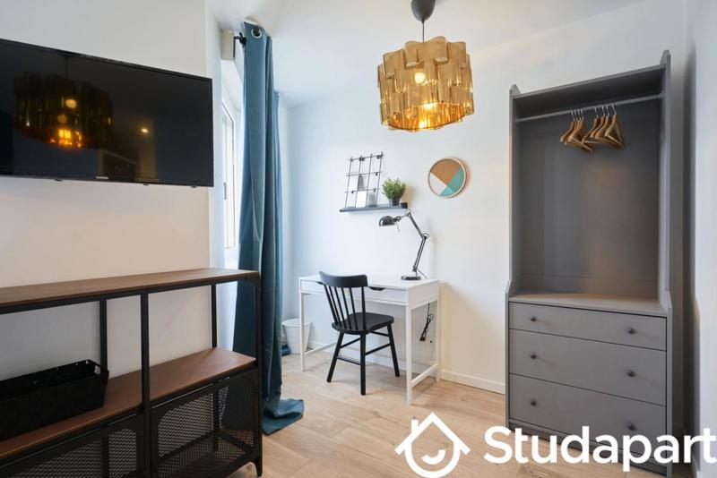 Chambre - 15 m² - 1 pièce