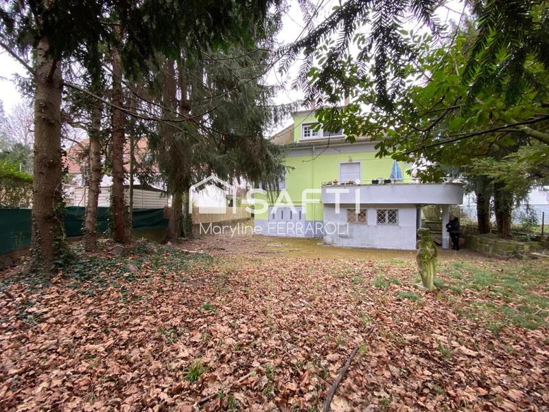 Villa - 180 m² - 6 pièces