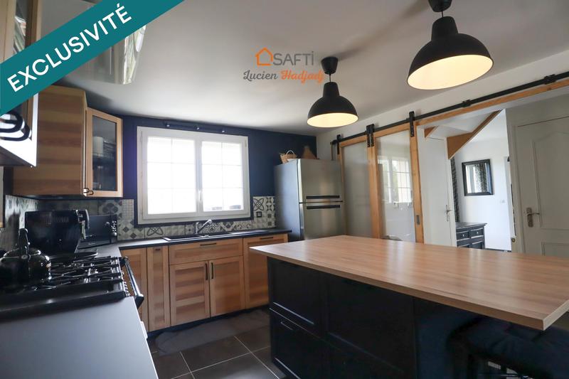 Maison - 170 m² - 9 pièces