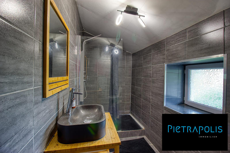 Maison ancienne - 268 m² - 9 pièces