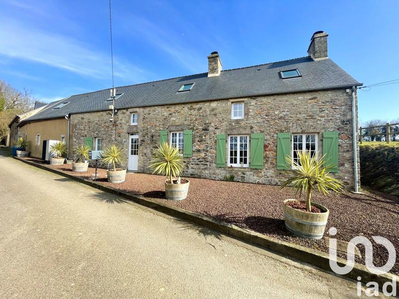 Maison - 200 m² - 7 pièces