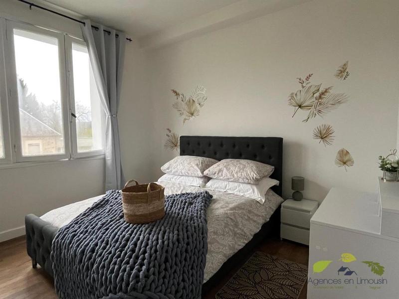 Maison - 206 m² - 10 pièces