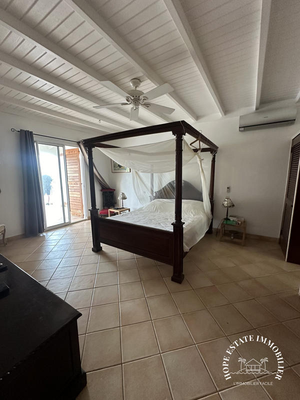 Villa - 465 m² - 10 pièces