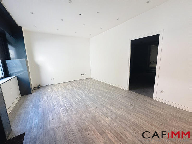 Local commercial - 30 m² - 1 pièce