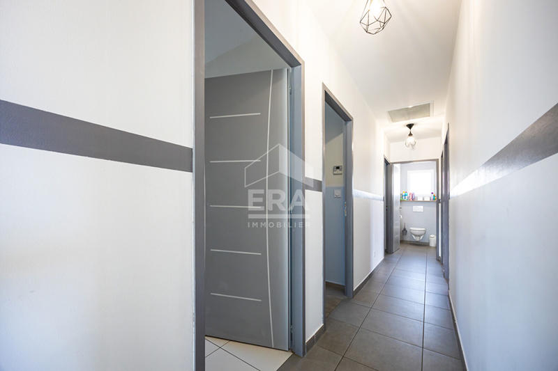 Maison - 122 m² - 6 pièces