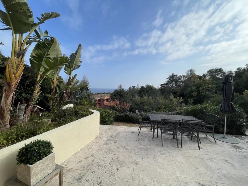 Appartement villa - 125 m² - 4 pièces