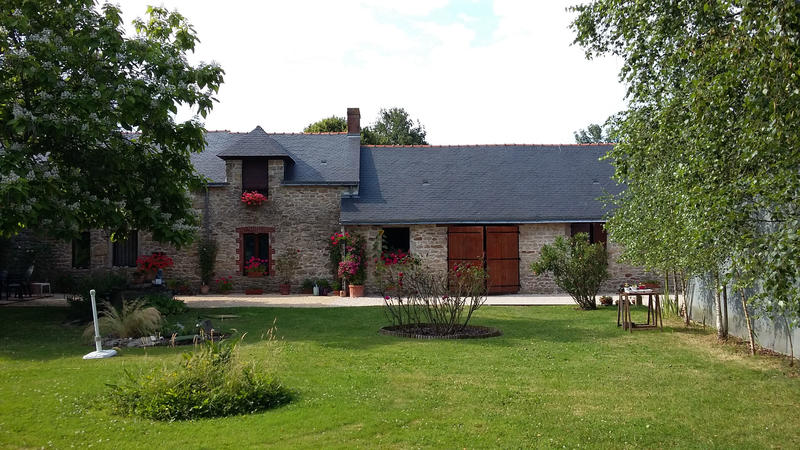 Maison - 224 m² - 9 pièces