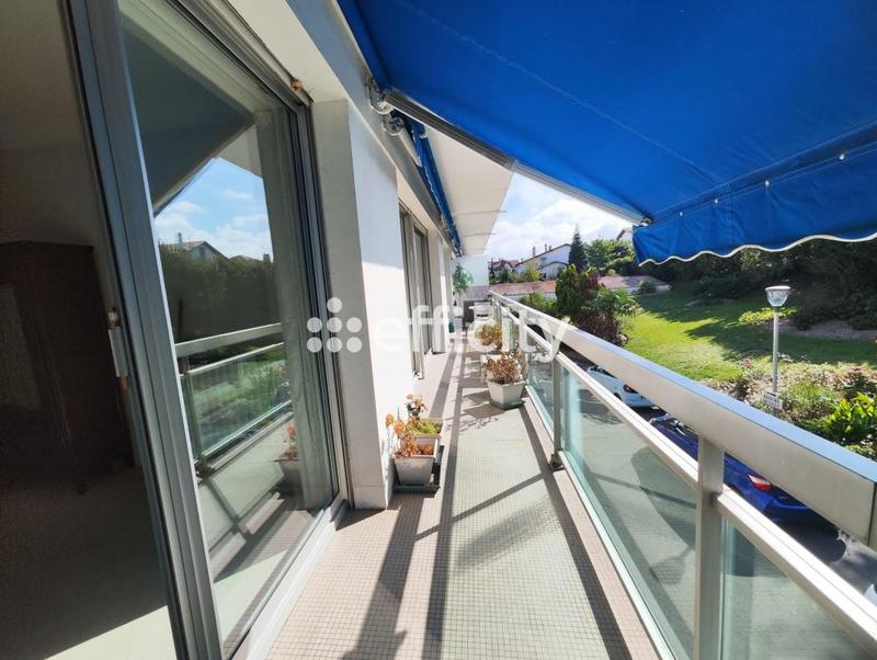 Appartement - 92 m² - 4 pièces