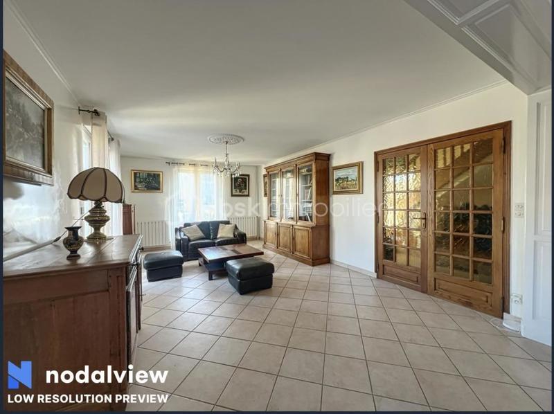 Maison de village - 215 m² - 10 pièces