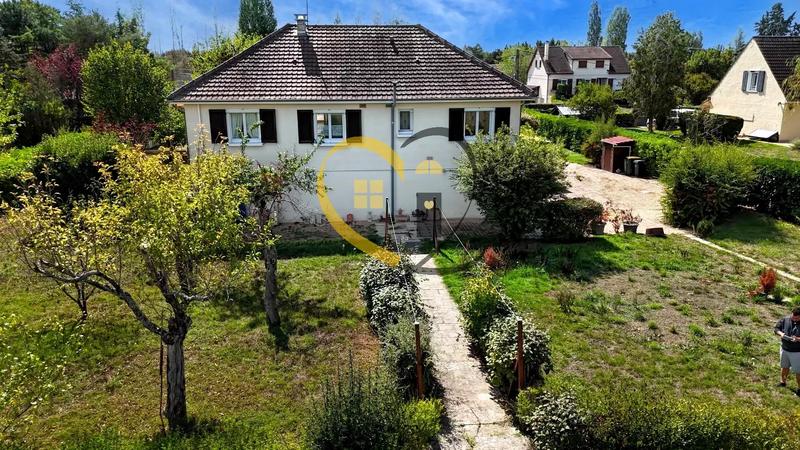 Maison - 80 m² - 5 pièces