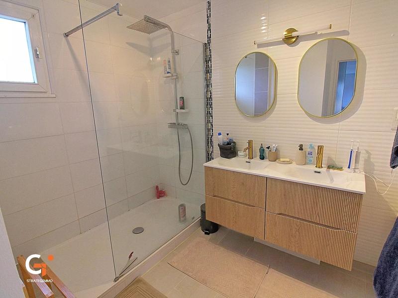 Maison - 123 m² - 5 pièces