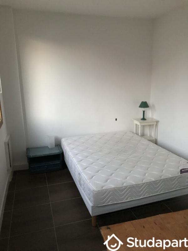 Chambre - 15 m² - 1 pièce