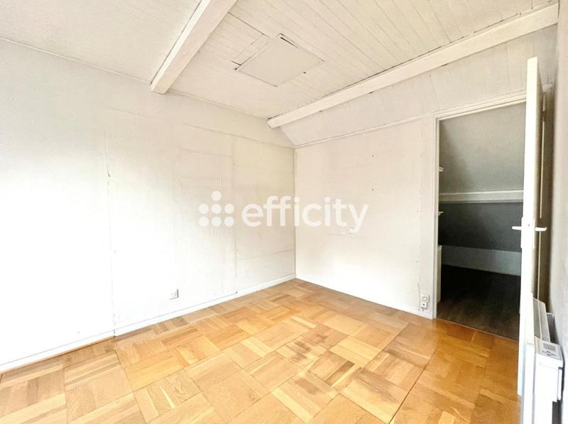 Maison - 140 m² - 7 pièces