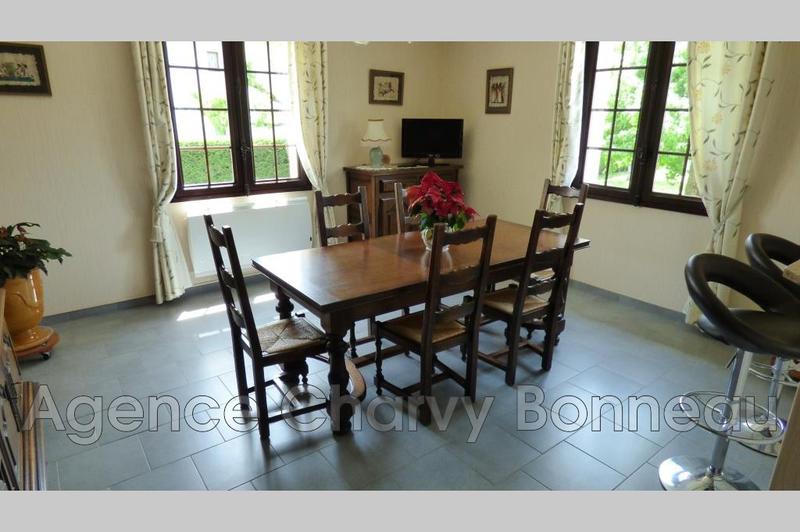 Maison - 183 m² - 8 pièces