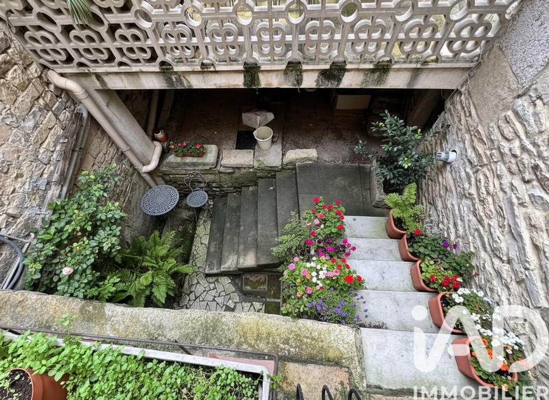 Maison de village - 100 m² - 4 pièces