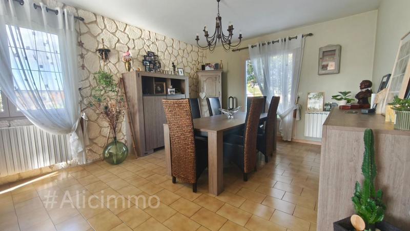 Maison - 147 m² - 6 pièces