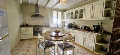 Maison - 140 m² - 4 pièces