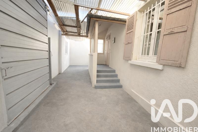 Maison - 300 m² - 5 pièces