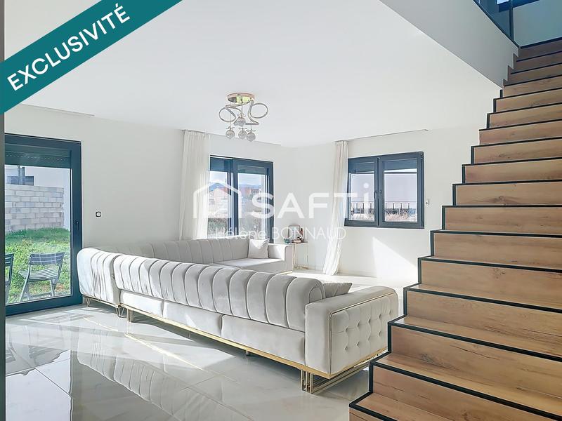 Maison - 143 m² - 6 pièces