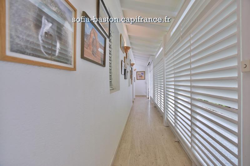 Maison - 345 m² - 5 pièces