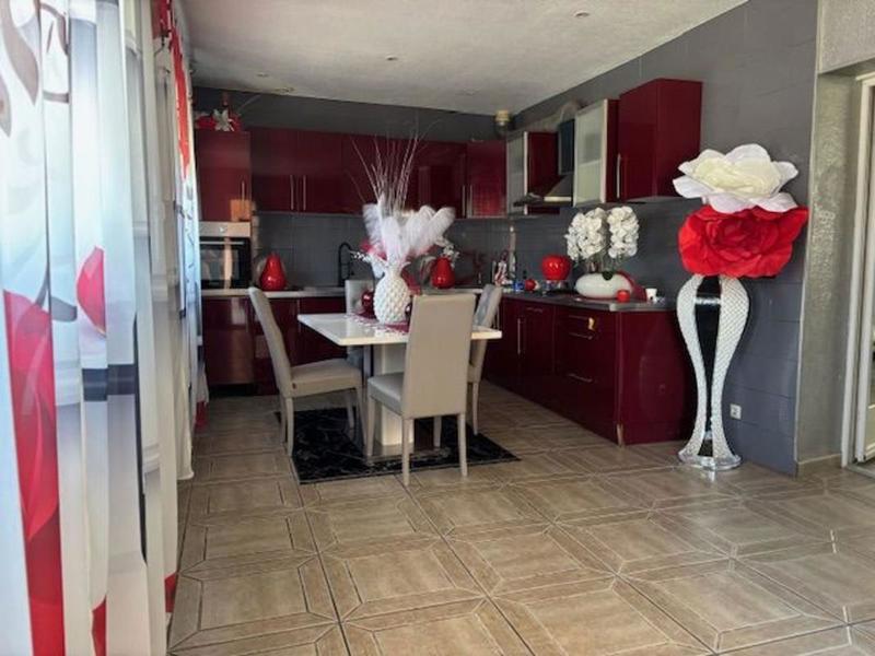 Maison - 103 m² - 5 pièces