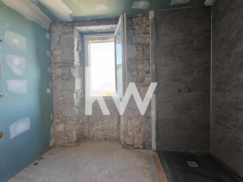 Maison - 106 m² - 4 pièces