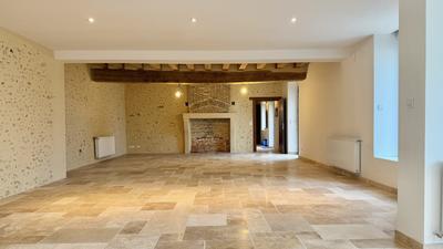 Maison ancienne - 215 m² - 6 pièces