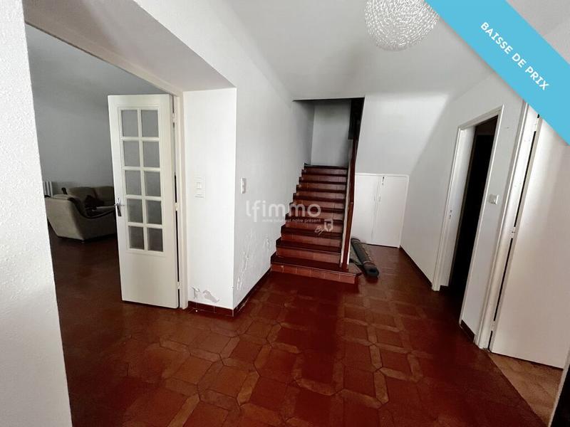 Maison - 220 m² - 5 pièces