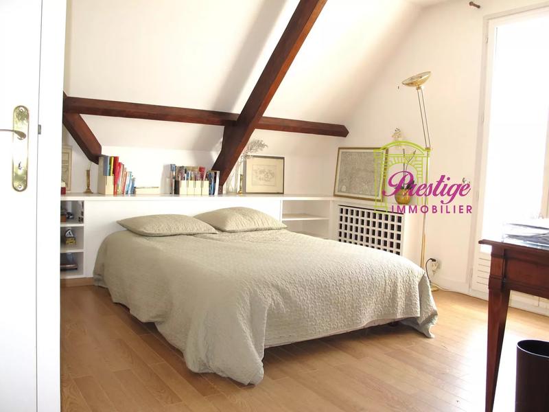 Maison - 166 m² - 7 pièces