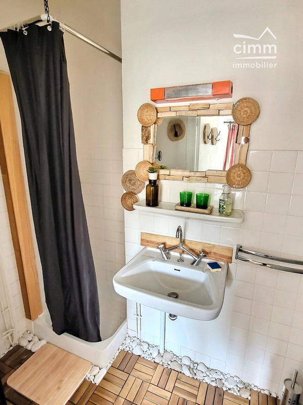 Maison ancienne - 354 m² - 8 pièces