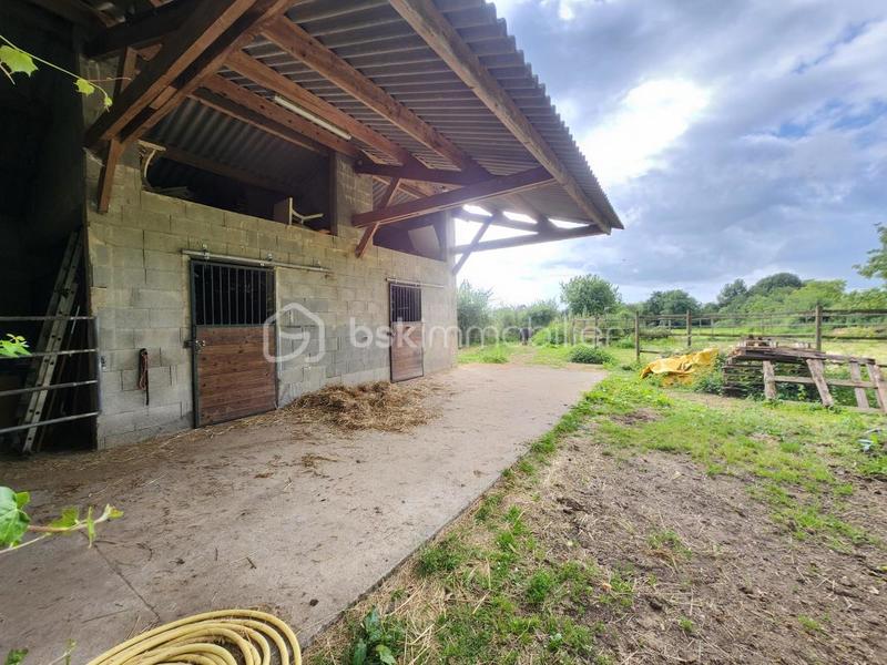 Maison - 184 m² - 10 pièces