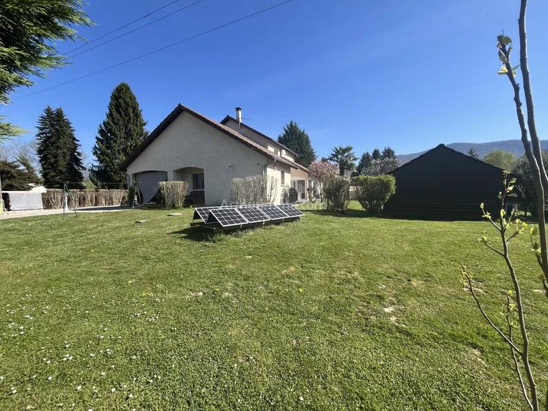 Maison - 179 m² - 6 pièces